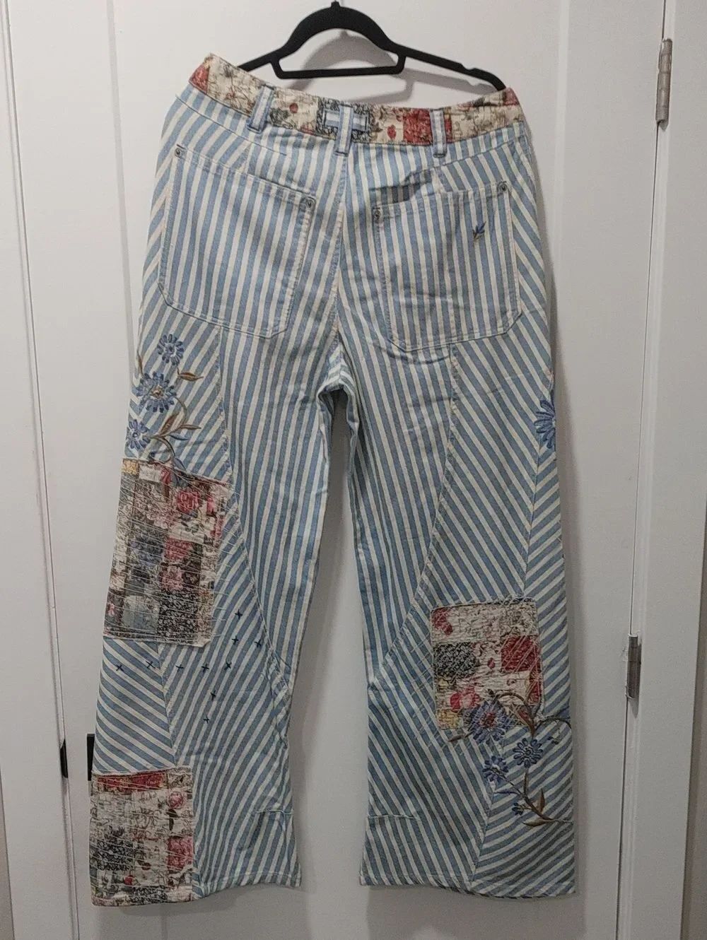 Free People Runyon Patch Light Blue Striped Wide-Leg Embroidered Jeans - Picture 10 of 12